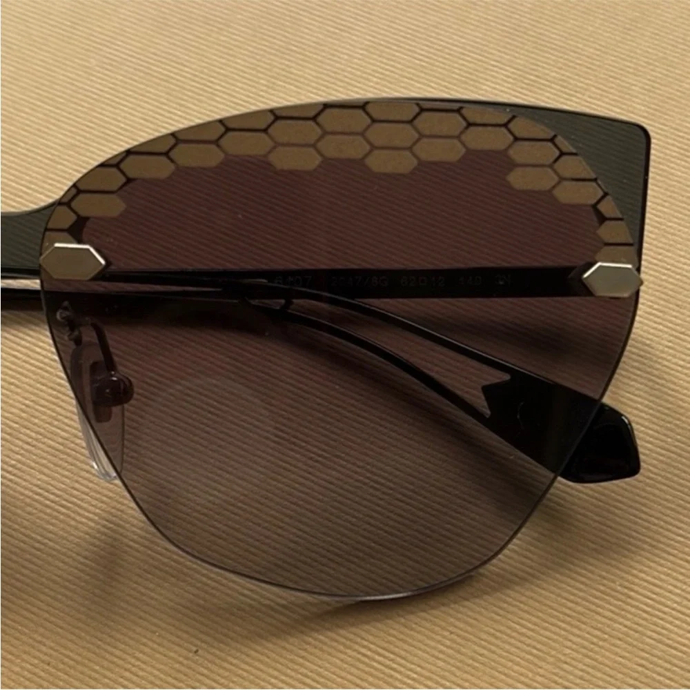 BVLGARI BV 6107 Women’s Serpenti Metal Cat Eye Sunglasses Made In Italy EUC